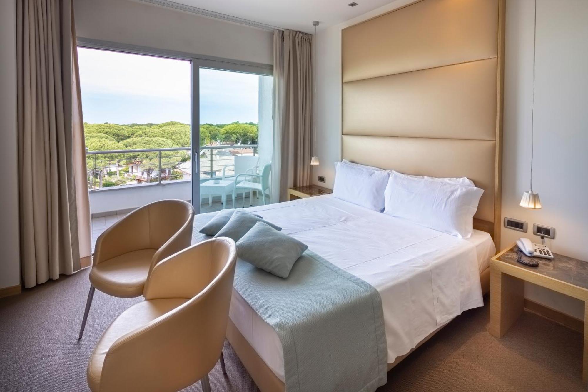 Hotel Delle Nazioni Линьяно-Саббьядоро Экстерьер фото